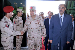 محافظ سوهاج يستقبل قائد قوات الدفاع الشعبي والعسكري