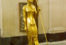 إحباط صفقة بيع قطع أثرية بقيمة 12 مليون دولار