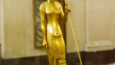 إحباط صفقة بيع قطع أثرية بقيمة 12 مليون دولار