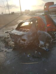 الإسكندرية تفحم 3 أشخاص في سيارتهم