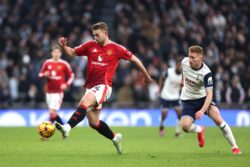 مانشستر يونايتد يفتتح الإثارة.. وتوتنهام يرد بقسوة في قمة درامية بالبريميرليج !