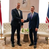 وزير البترول يلتقي وزير الشؤون الداخلية ورئيس المجلس الوطني للطاقة بالولايات المتحدة الأمريكية.