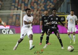 تعادل مثير بين زد والبنك الأهلي في الدوري المصري