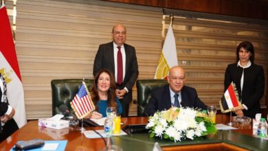 وزير الطيران المدني يشهد توقيع مذكرة تفاهم بين مصر والولايات المتحدة الأمريكية.