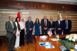 وزير الطيران المدني يشهد توقيع مذكرة تفاهم بين مصر والولايات المتحدة الأمريكية.