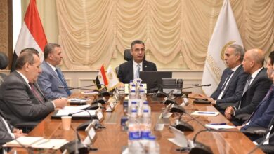 وزير التموين يعقد إجتماعًا موسعًا لمتابعة توافر السلع الأساسية بالأسواق.