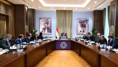 رئيس الوزراء يتابع الجهود المبذولة لتحسين الأوضاع المالية والإدارية للمؤسسات الصحفية.