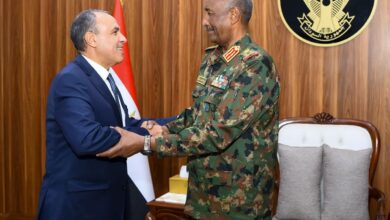 وزير الخارجية يلتقي رئيس مجلس السيادة السوداني الانتقالي. 