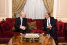 وزير الخارجية يستقبل السكرتير العام للمحكمة الدائمة للتحكيم. 