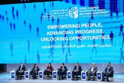 وزيره التخطيط تشارك في جلسة حوارية عقب إطلاق الاستراتيجية الوطنية للصحة الرقمية.