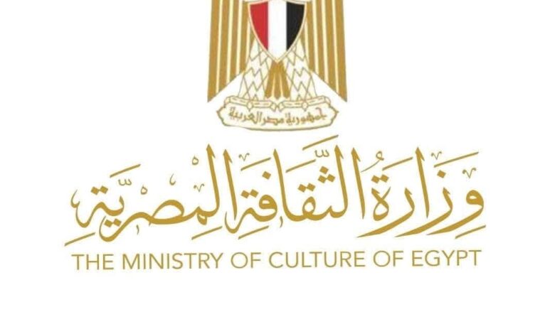 وزير الثقافة يوجّه بصرف تعويضات مالية عاجلة لضحايا حادث طريق إسنا من أبناء أسوان