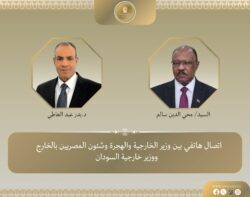 إتصال هاتفي بين وزير الخارجية ونظيره السوداني