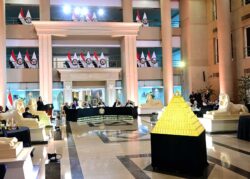 رئيس الوزراء يشارك في فعاليات حفل تسليم النيابة العامة مضبوطات ذهبية للبنك المركزي المصري.