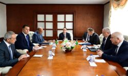 رئيس الوزراء يلتقي المدير العام للمؤسسة الحكومية الروسية للطاقة النووية "روساتوم"