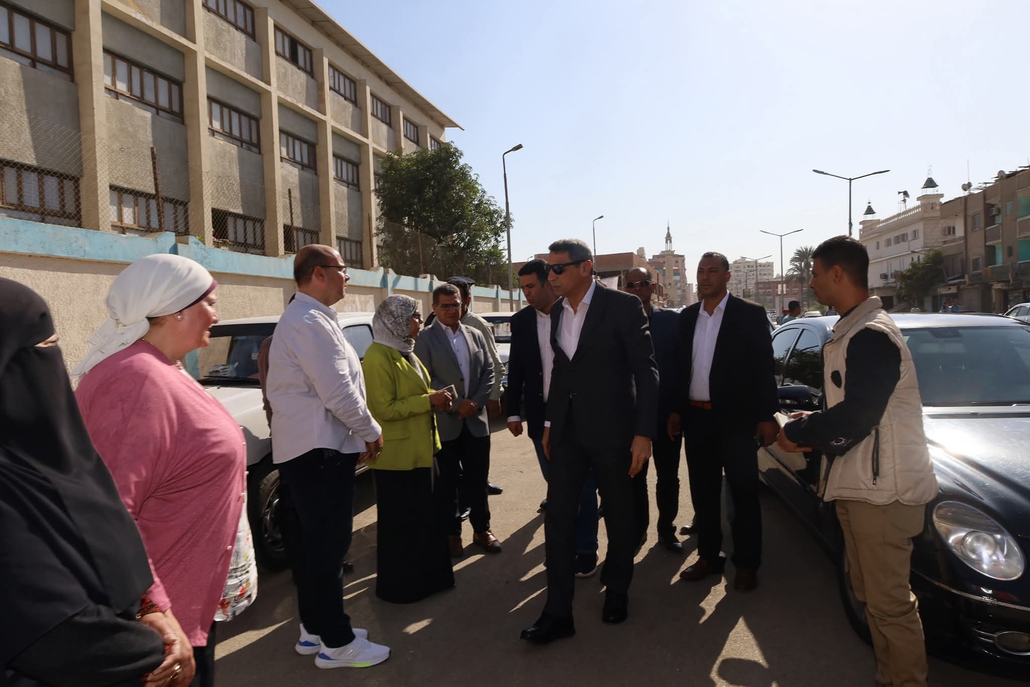 محافظ-السويس-يتفقد-لجان-إنتخابات-مجلس