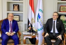 رئيس "التنظيم والإدارة" يستقبل رئيس "الوطنية للصحافة" ويبحثان تعزيز التعاون المشترك. 