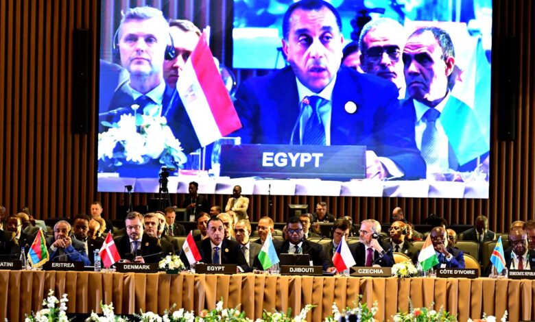 رئيس الوزراء يلقي كلمة مصر فى القمة السابعة للاتحاد الأفريقي والاتحاد الأوروبي. 