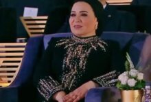 إنتصار السيسي ظهرت بإطلالة رائعة في حفل افتتاح المتحف المصري الكبير