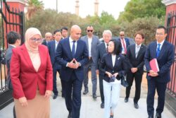 وزير التربية يصطحب الأميرة أكيكو من العائلة الإمبراطورية اليابانية بزيارة للمدرسة المصرية اليابانية. بمنطقة.