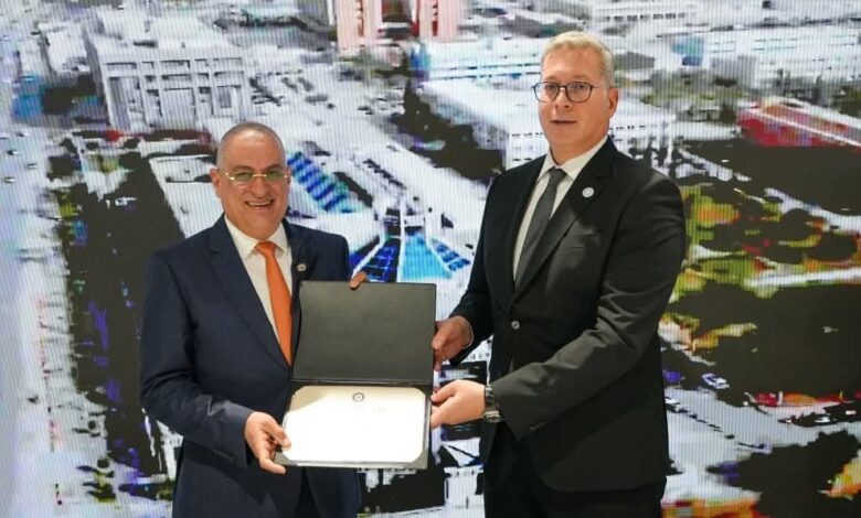 وزير البترول والثروة المعدنية يُكرم إنبي وبتروجت وصان مصر في أديبك 2025