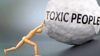 العلاقات السامة : كيف تصنع التنشئة الاجتماعية شخصيات سامة؟