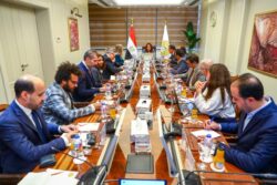 وزيرة التنمية المحلية تستعرض نتائج المرحلة الأولى من برنامج تنمية الصعيد