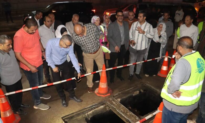 محافظ القليوبية يشهد تجربة محاكاة لتصريف الأمطار استعدادًا لموسم الشتاء. 