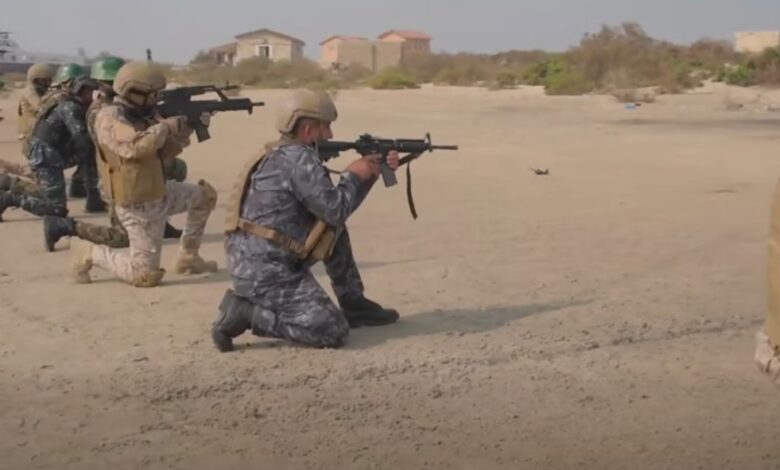 ختام المناورة المصرية السعودية الكبرى «الموج الأحمر 8» بمشاركة عربية واسعة.