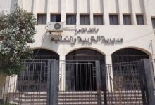 التعليم تحقق في سقوط تلميذة من “زحليقة” بمدرسة بمصر الجديدة. 