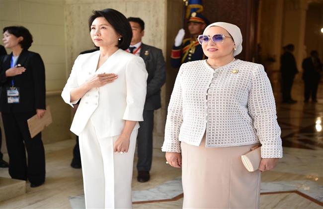 السيدة انتصار السيسي تعرب عن سعادتها وترحيبها بقرينة رئيس جمهورية كوريا الجنوبية