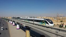 إعادة فتح طريق امتداد محور 26 يوليو بعد انتهاء أعمال كوبري المشاة