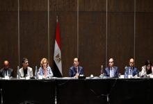 رئيس الوزراء يلتقى 40 من ممثلي كبرى الشركات والمراكز البحثية بجنوب إفريقيا