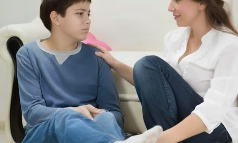 المراهق بين الضغط والصمت