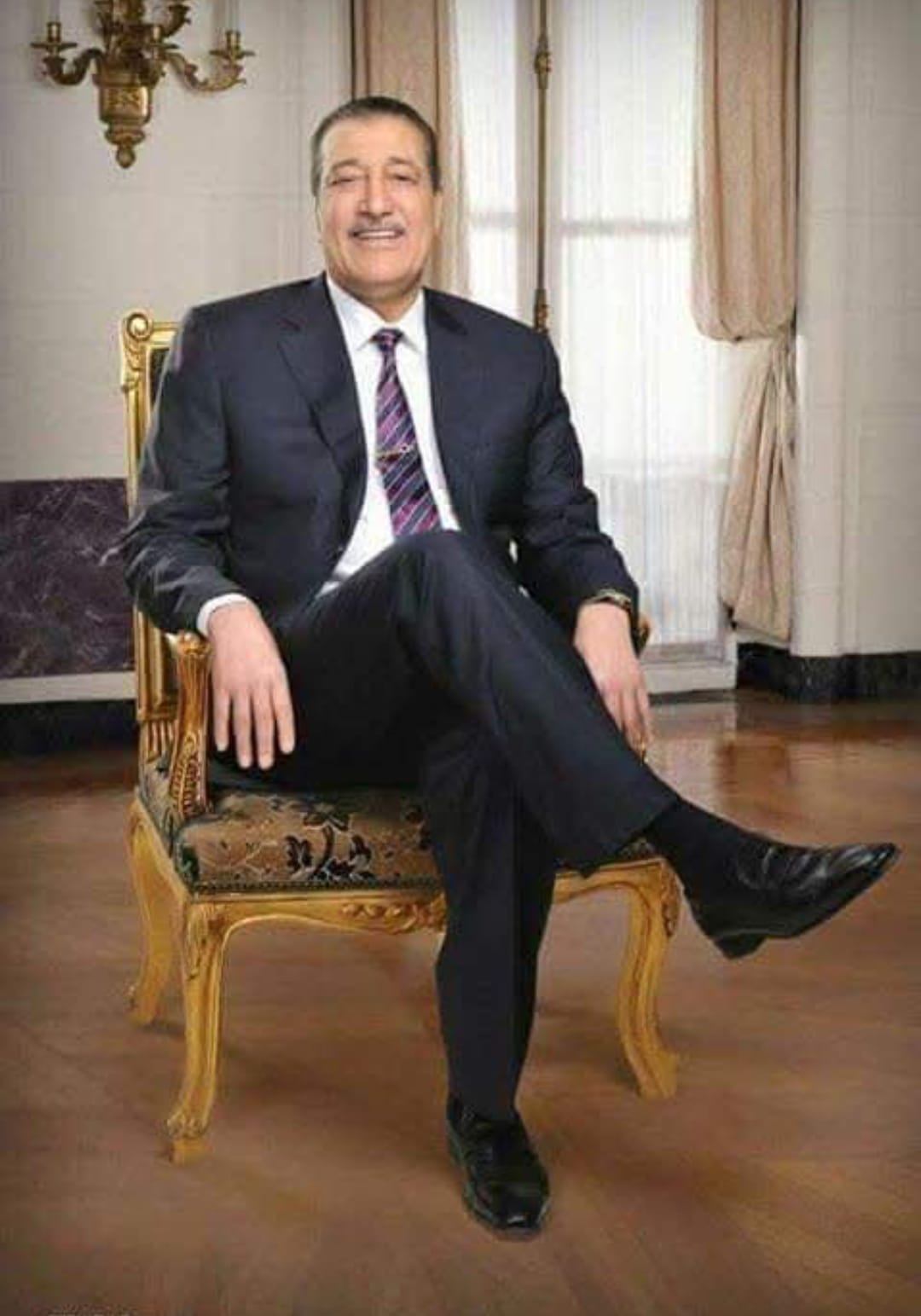 الفريق كامل الوزير
يكرم الشركة العربية للمطاحن والصناعات الغذائية