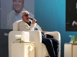 رحلة محمد عبد العزيز بين الكوميديا والسينما