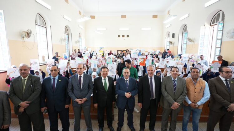 انطلاق مسابقة 'لمحات من الهند' بأسيوط بمشاركة 1300 طالب