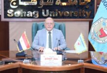 رئيس جامعة سوهاج يقرر صرف 2000 جنيه مكافأة لجميع العاملين تقديراً لجهودهم المتميزة وغير المعتادة