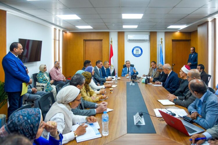 محافظ الإسكندرية يتابع من غرفة العمليات الرئيسية سير انتخابات مجلس النواب 