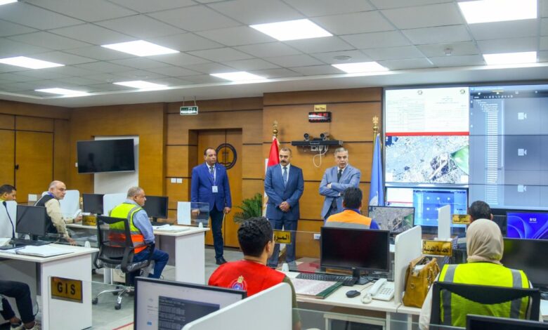 محافظ الإسكندرية يتابع من غرفة العمليات الرئيسية سير انتخابات مجلس النواب 