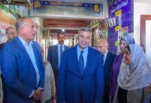 محافظ الإسكندرية يتفقد اللجان الانتخابية بمدرسة أرض رولان ومدرسة الشيخ زايد  