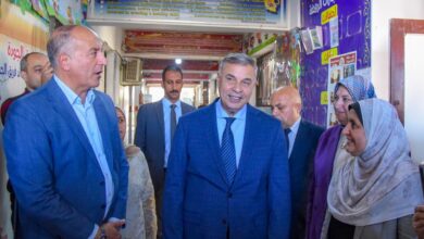 محافظ الإسكندرية يتفقد اللجان الانتخابية بمدرسة أرض رولان ومدرسة الشيخ زايد  