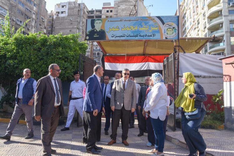 محافظ الإسكندرية يتفقد مقار اللجان الانتخابية استعدادًا لانتخابات مجلس النواب 2025