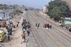 قطار يدهس شابًا مجهولًا عند مزلقان ميت نما بالقليوبية