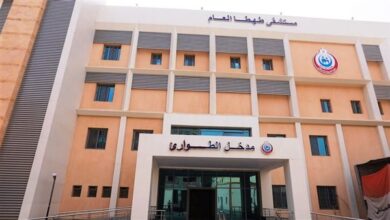 إصابة رجل وابنتيه في انقلاب سيارة بطهطا