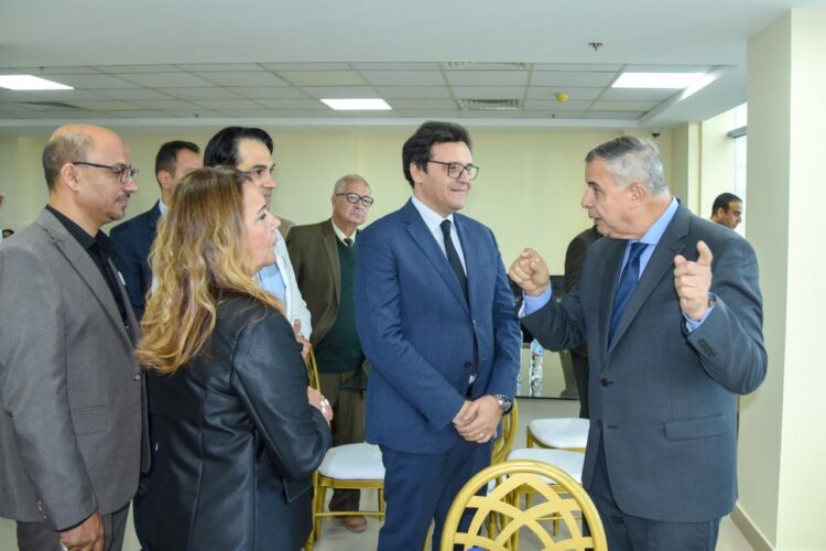 وزير الثقافة ومحافظ الإسكندرية يفتتحان المبنى الجديد لأكاديمية الفنون فرع الإسكندرية