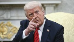 ترامب يهدد بتوسيع العمليات العسكرية الأمريكية لضرب أهداف في فنزويلا والمكسيك وكولومبيا