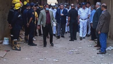 مدير أمن الجيزة يتفقد موقع تسريب غاز داخل عقار إمبابة