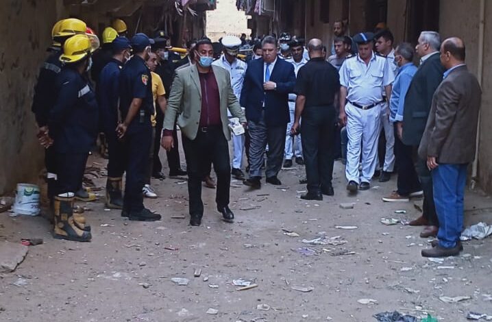 مدير أمن الجيزة يتفقد موقع تسريب غاز داخل عقار إمبابة