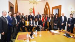 وزير الخارجية يؤكد الدور المحوري للإعلام الوطني في صياغة خطاب مسؤول يعكس ثوابت الدولة