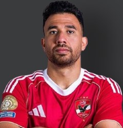 تريزيجيه يتحدى الذكريات ويقود طموح الفراعنة أمام جنوب أفريقيا..ويؤكد لا بديل عن الفوز